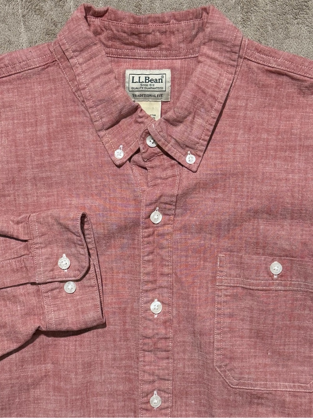 L.L. Bean Men’s Chambray Shirt Traditional Fit Pink Button Down Comfort Stretch
